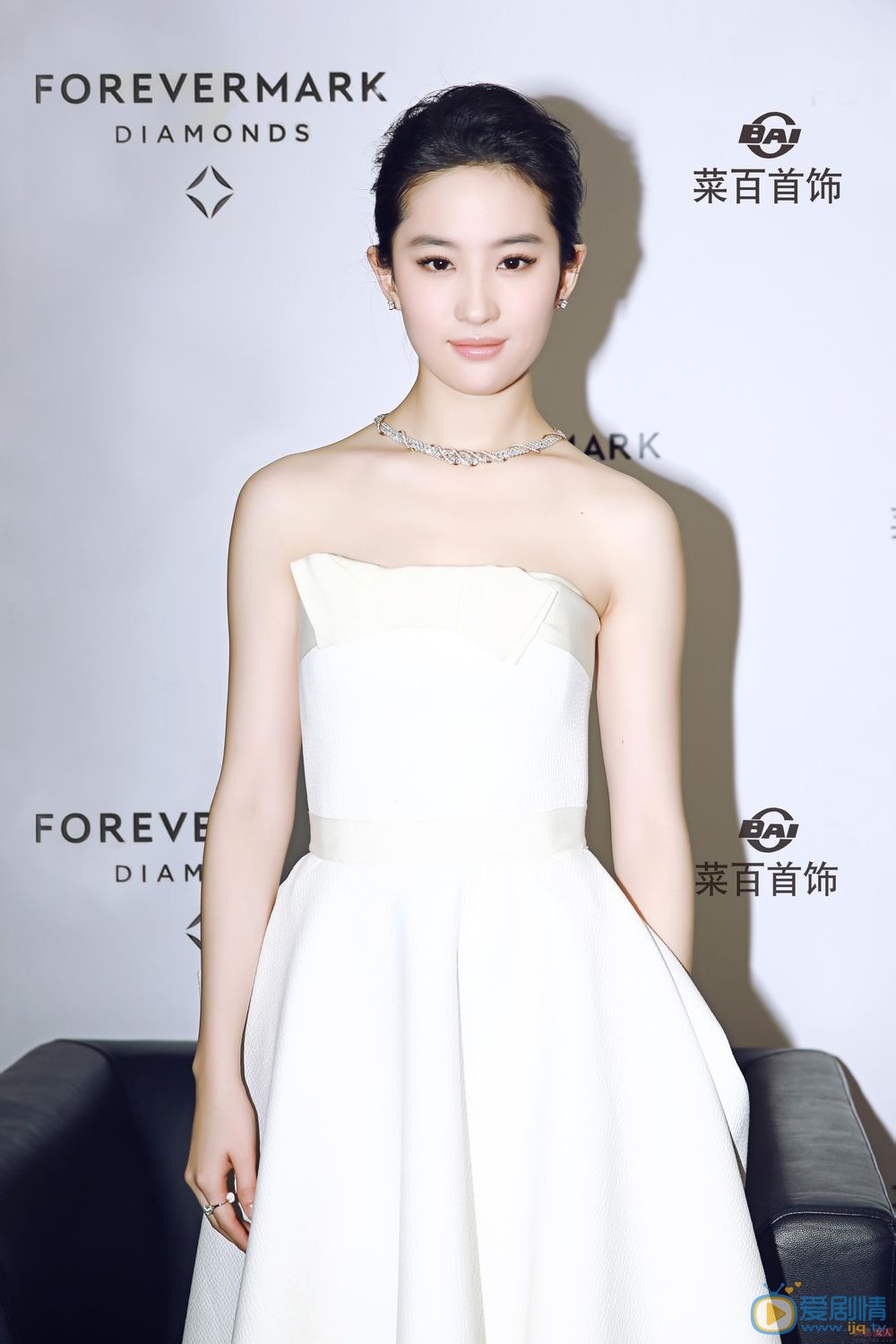 刘亦菲发布会活动照 刘亦菲高清写真_刘亦菲高清剧照