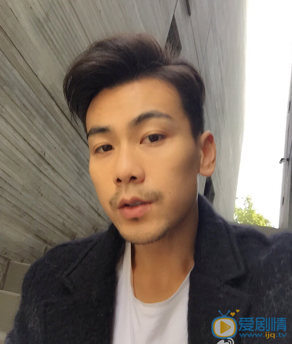 戴向宇生活照 戴向宇高清写真_戴向宇高清剧照