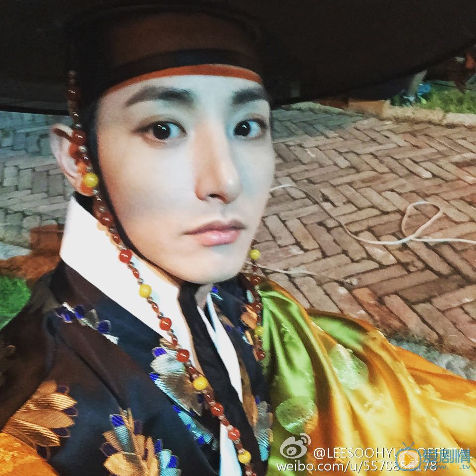 李洙赫《夜行书生》剧照 李洙赫高清写真_李洙赫高清剧照