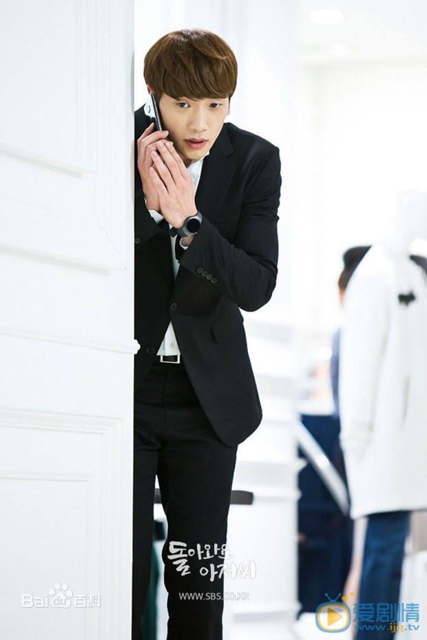 Rain《回来吧大叔》剧照 Rain高清写真_Rain高清剧照