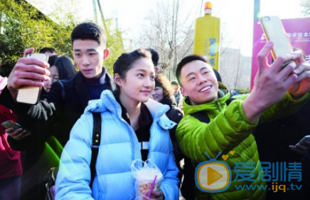 关晓彤北影考试照 关晓彤高清写真_关晓彤高清剧照