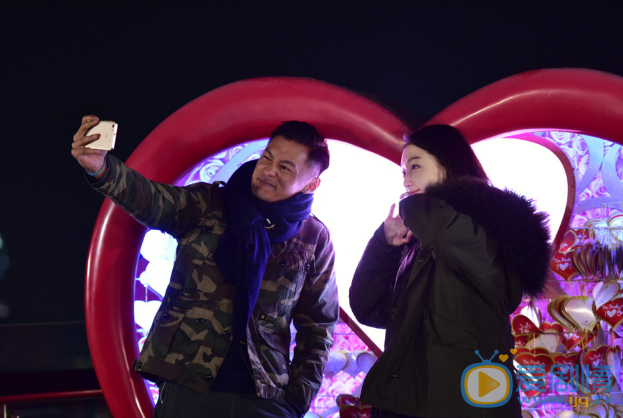 周冬雨我们相爱吧 周冬雨高清写真_周冬雨高清剧照