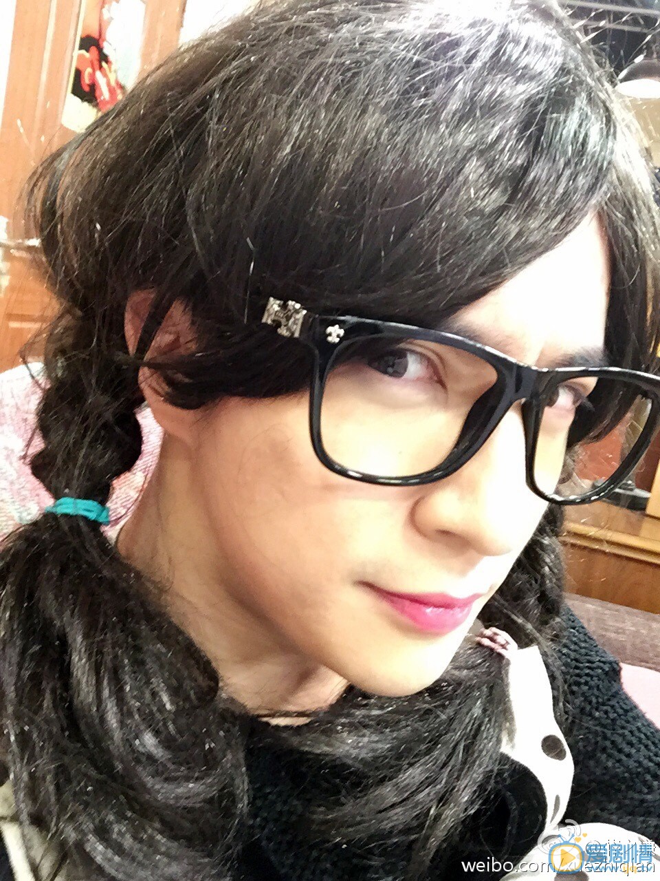 薛之谦女装造型 薛之谦搞怪女装照