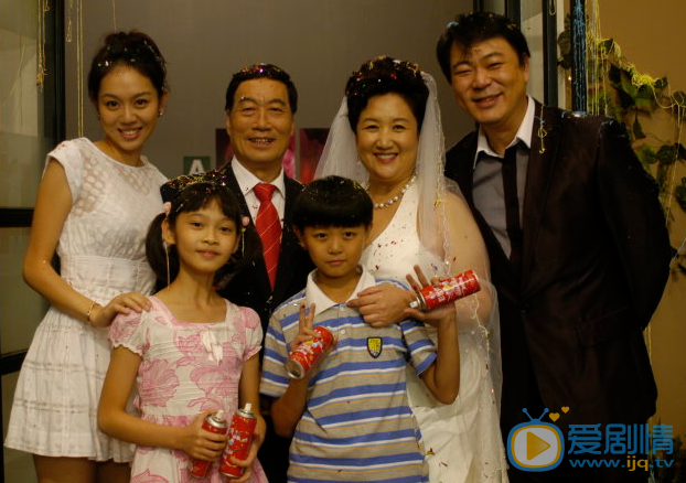 姜妍《搞笑一家人》剧照 姜妍高清写真_姜妍高清剧照