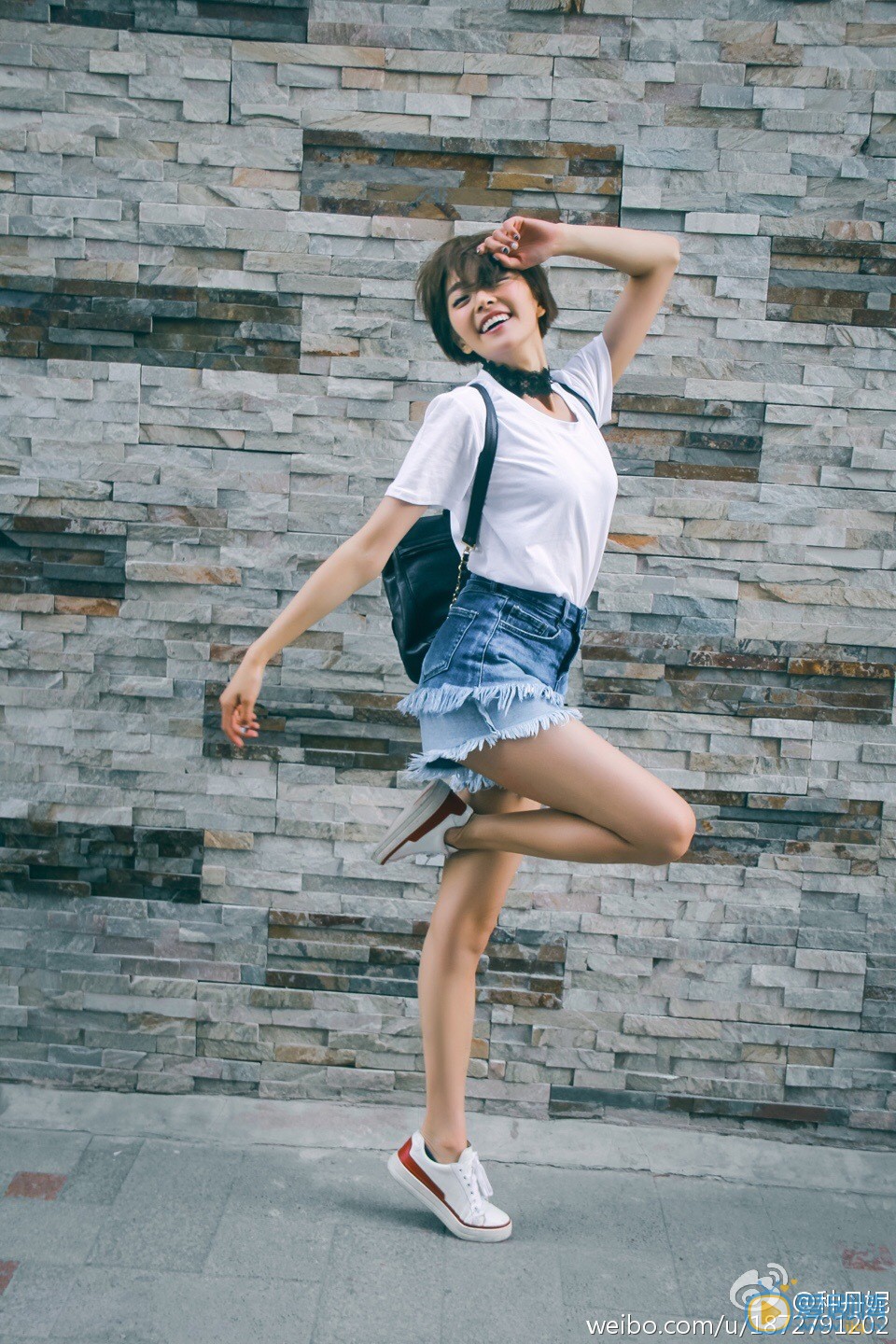 种丹妮随性街拍 种丹妮高清写真_种丹妮高清剧照