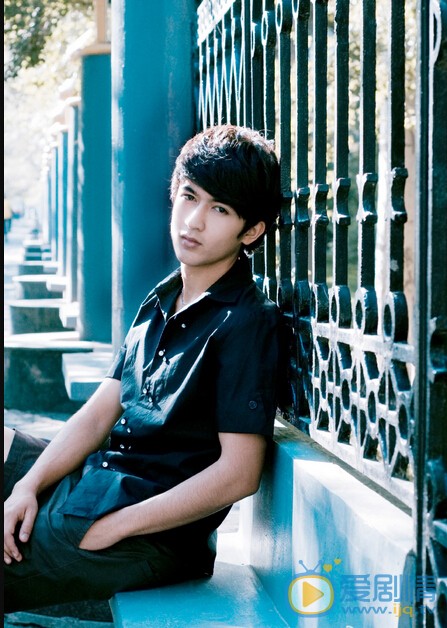 米热个人写真 米热个人资料介绍简介米热高清照片