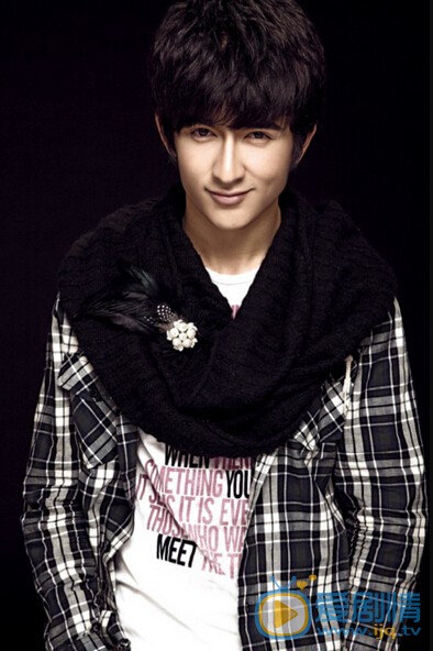 米热个人写真 米热个人资料介绍简介米热高清照片