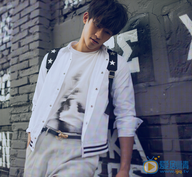 李子峰时尚街拍 李子峰高清写真_李子峰高清剧照