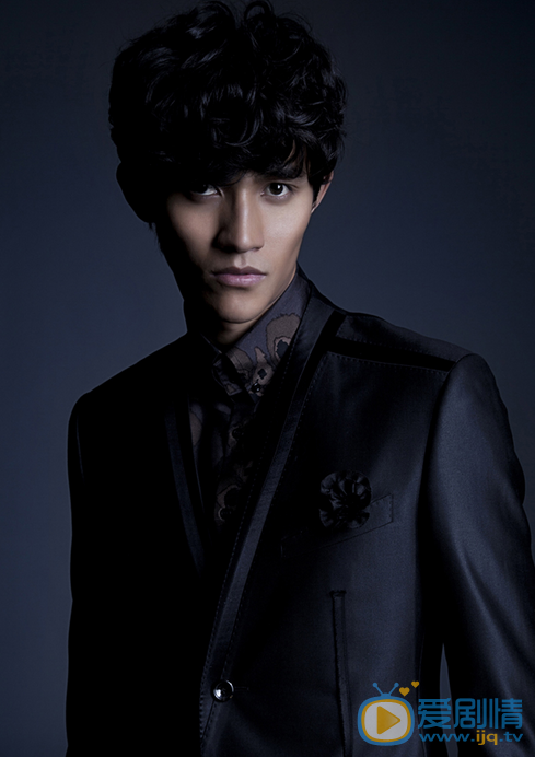 李子峰杂志写真 李子峰高清写真_李子峰高清剧照