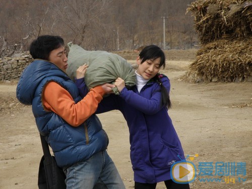 陶昕然《宝乐婶的烦心事》剧照 陶昕然高清写真_陶昕然高清剧照
