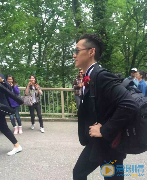 张歆艺婚礼现场照 张歆艺高清写真_张歆艺高清剧照
