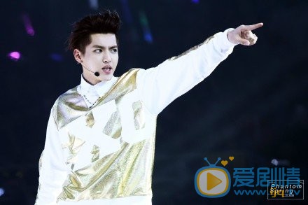 吴亦凡演唱会 吴亦凡高清写真_吴亦凡高清剧照