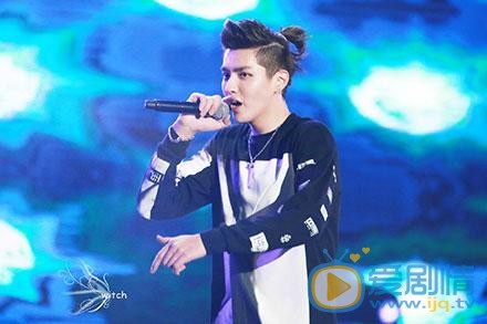 吴亦凡演唱会 吴亦凡高清写真_吴亦凡高清剧照