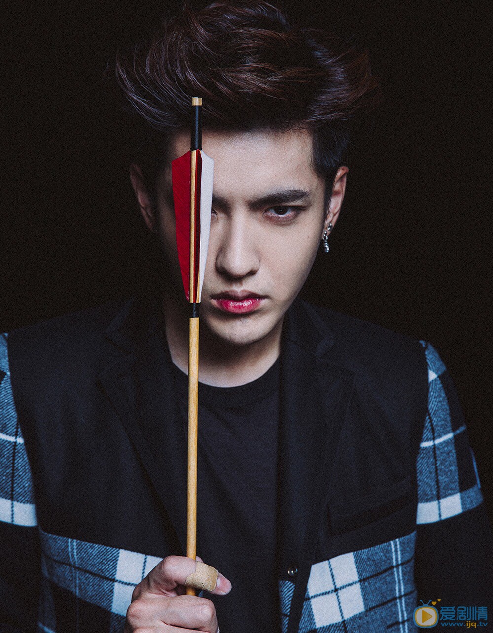 吴亦凡帅气写真 吴亦凡高清写真_吴亦凡高清剧照
