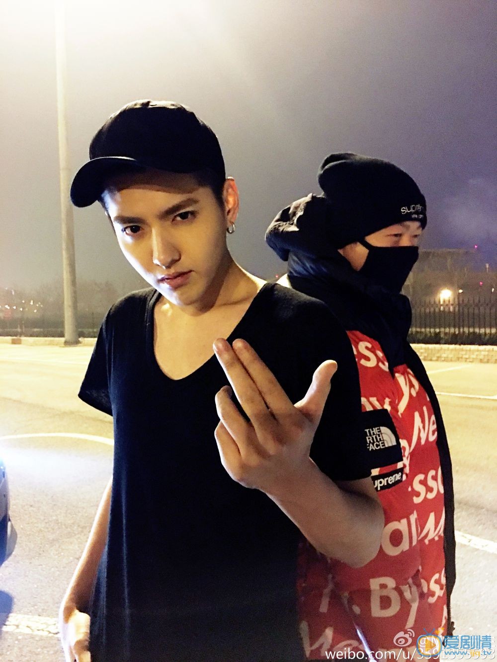 吴亦凡自拍生活照 吴亦凡高清写真_吴亦凡高清剧照