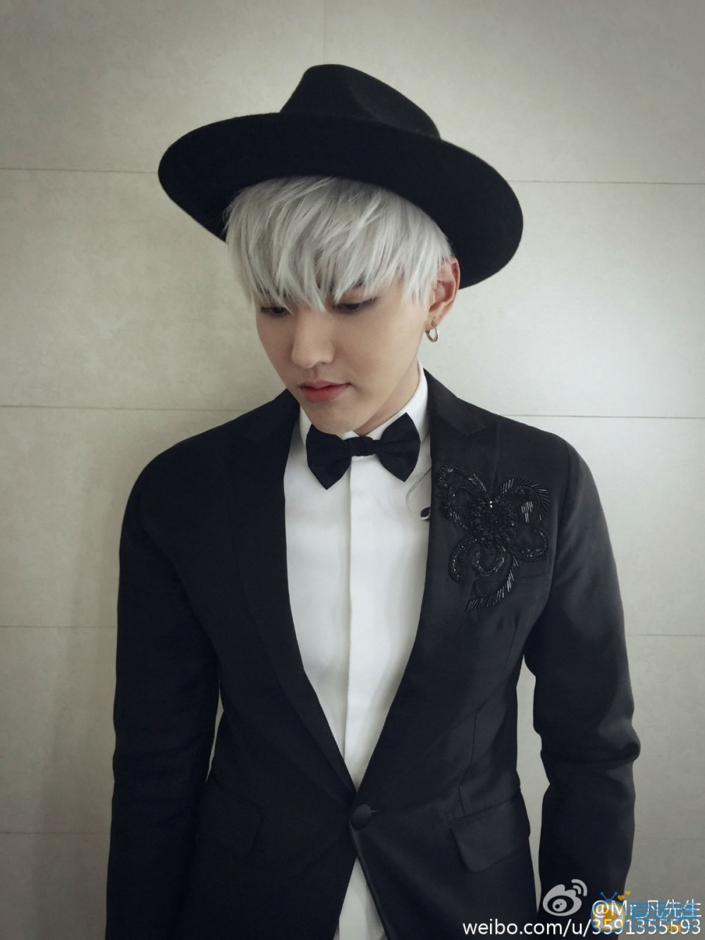 吴亦凡自拍生活照 吴亦凡高清写真_吴亦凡高清剧照
