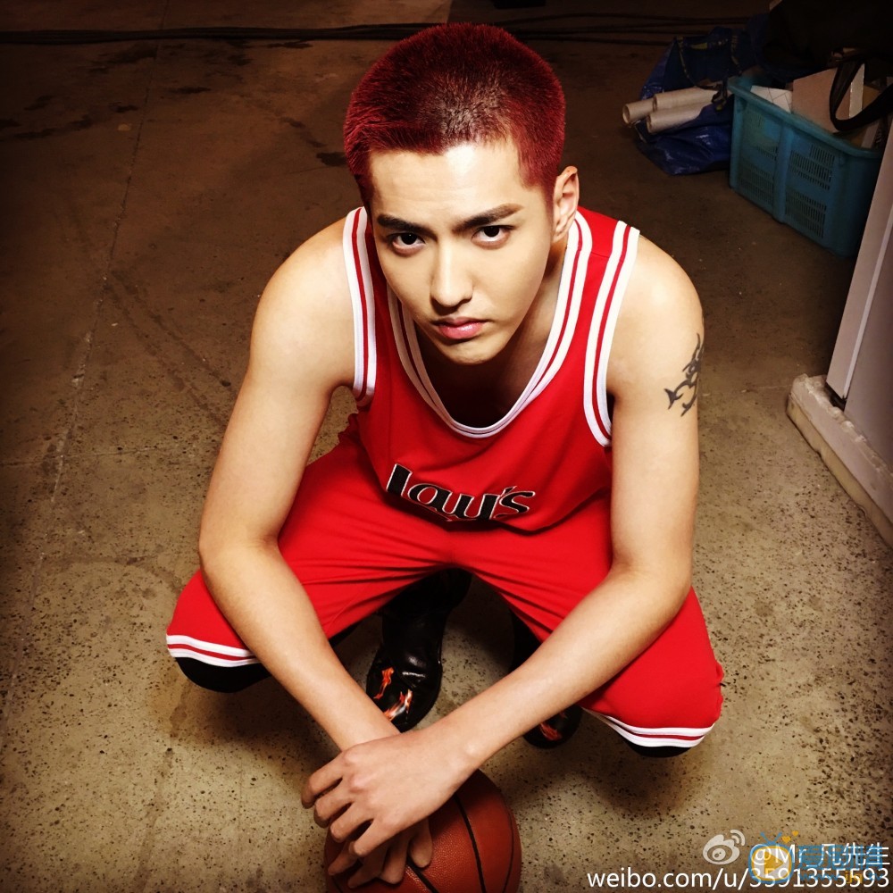 吴亦凡自拍生活照 吴亦凡高清写真_吴亦凡高清剧照
