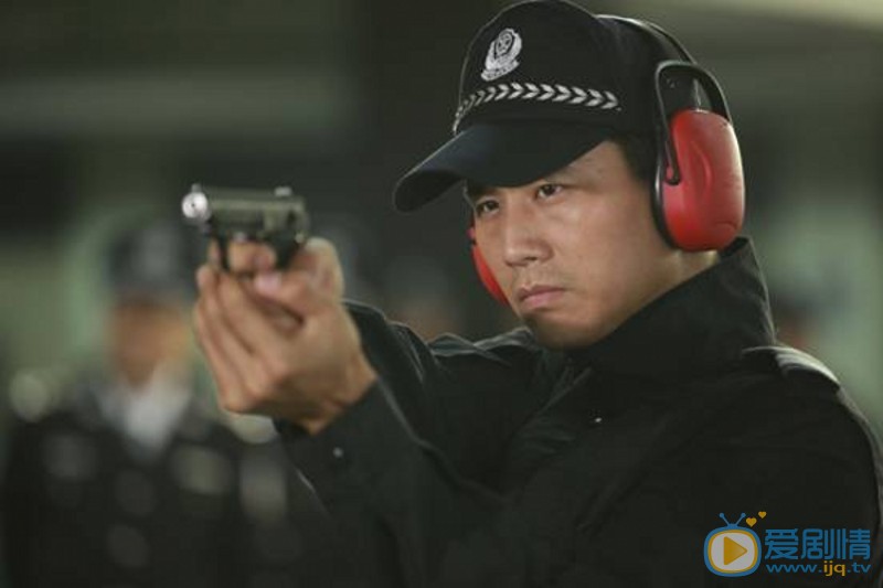 于晓光《鹰巢之预备警官》剧照 于晓光高清写真_于晓光高清剧照