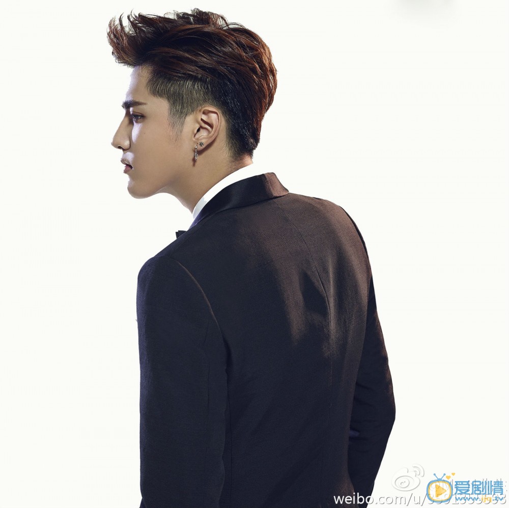 吴亦凡侧颜照 吴亦凡高清写真_吴亦凡高清剧照