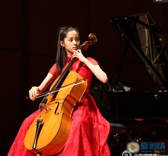 欧阳娜娜个人写真 欧阳娜娜个人资料介绍简介欧阳娜娜高清照