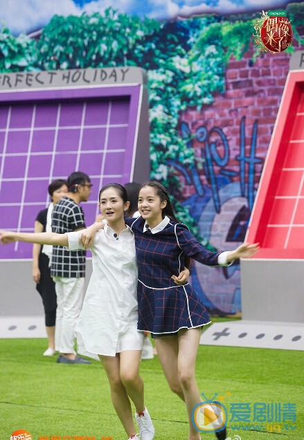 欧阳娜娜家人合影 欧阳娜娜个人资料介绍简介欧阳娜娜高清照