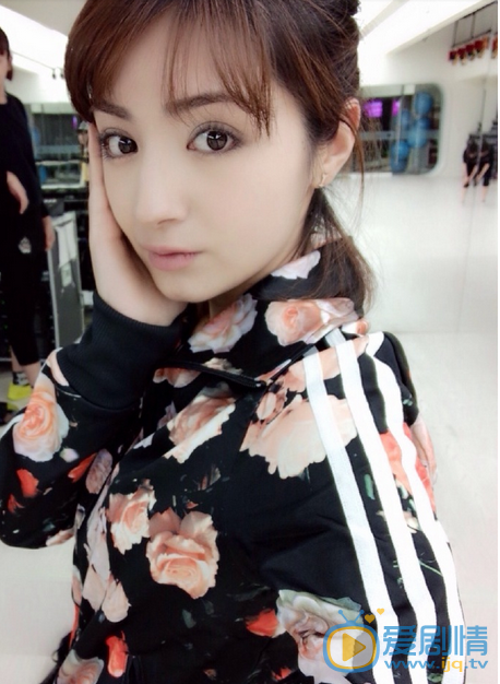 麦迪娜生活照 麦迪娜高清写真_麦迪娜高清剧照