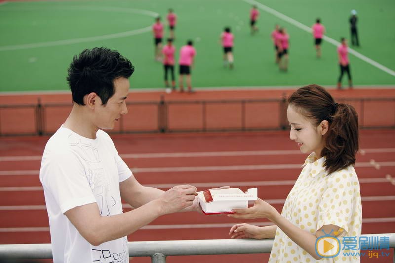 佟丽娅《断奶》剧照 佟丽娅高清写真_佟丽娅高清剧照