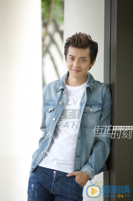 李佳航街拍写真 李佳航高清写真_李佳航高清剧照