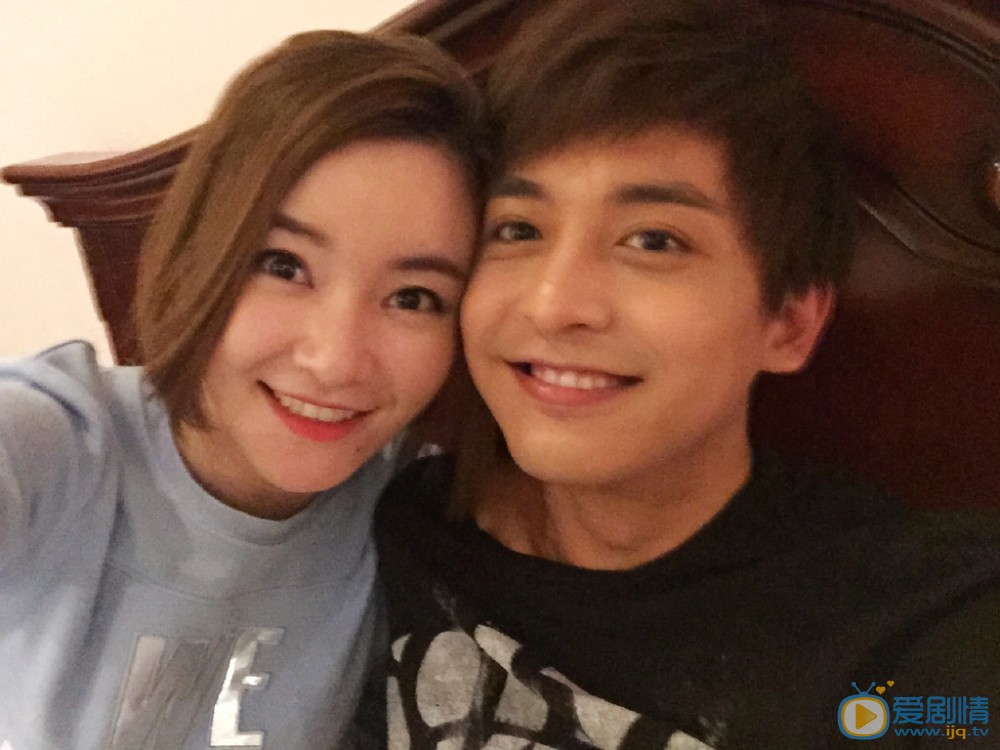 李佳航生活照 李佳航高清写真_李佳航高清剧照