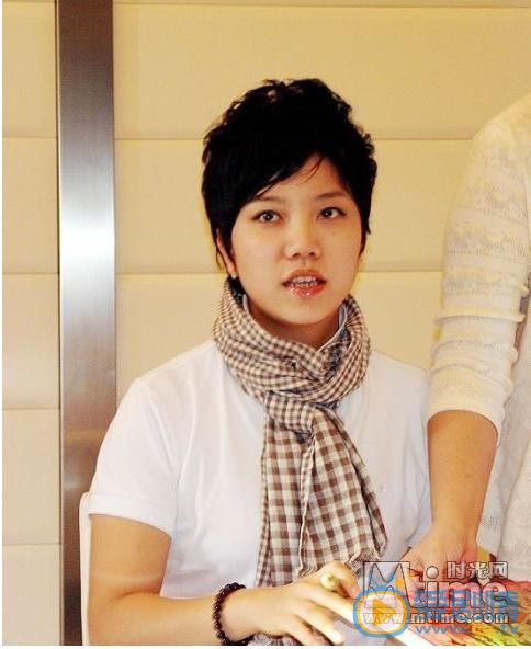 李霄云生活照 李霄云高清写真_李霄云高清剧照