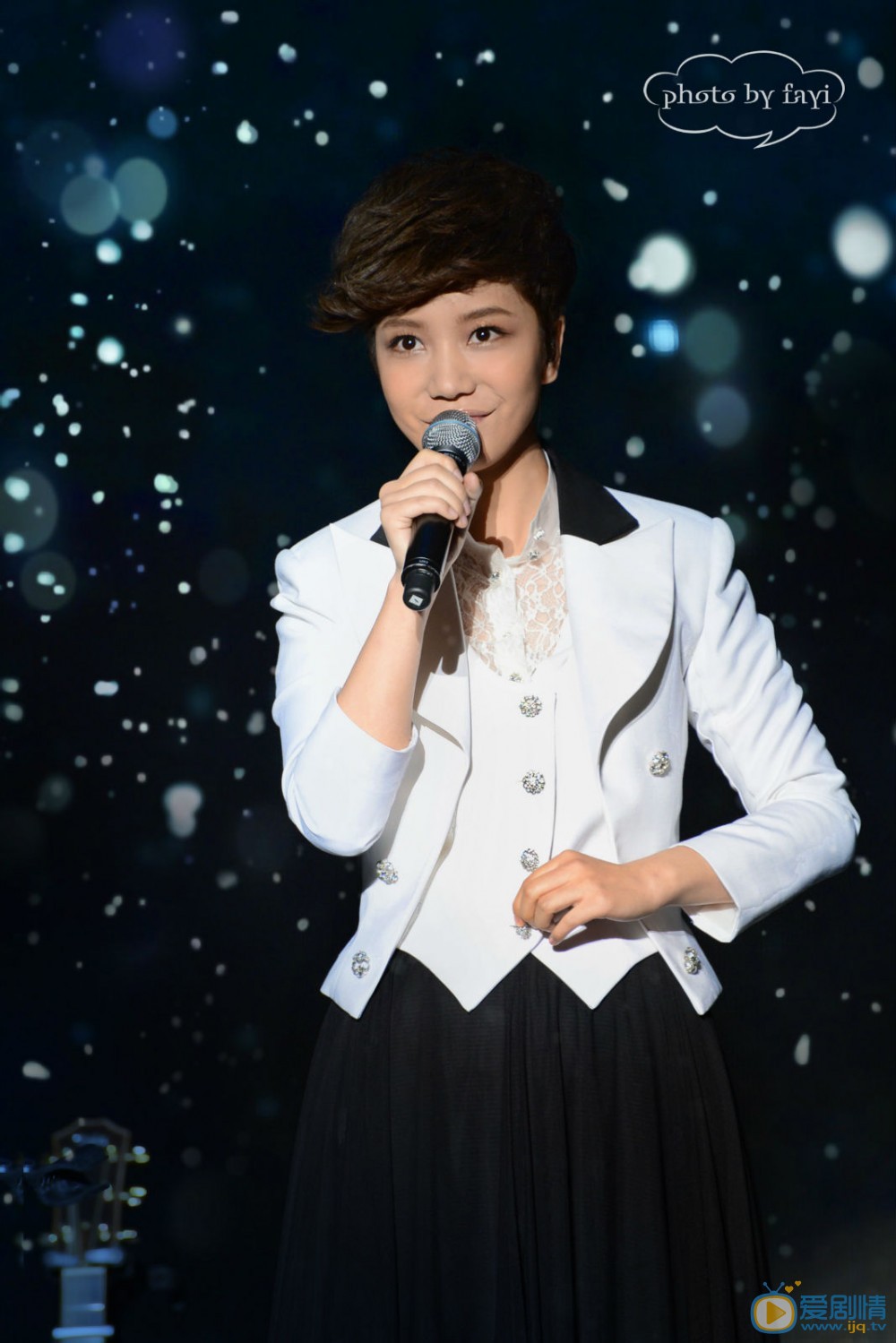 李霄云演唱会照 李霄云高清写真_李霄云高清剧照