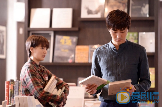 杨玏《王子咖啡店》剧照 王子咖啡店剧照