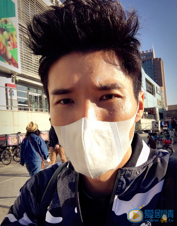 李泰活动照 李泰高清写真_李泰高清剧照