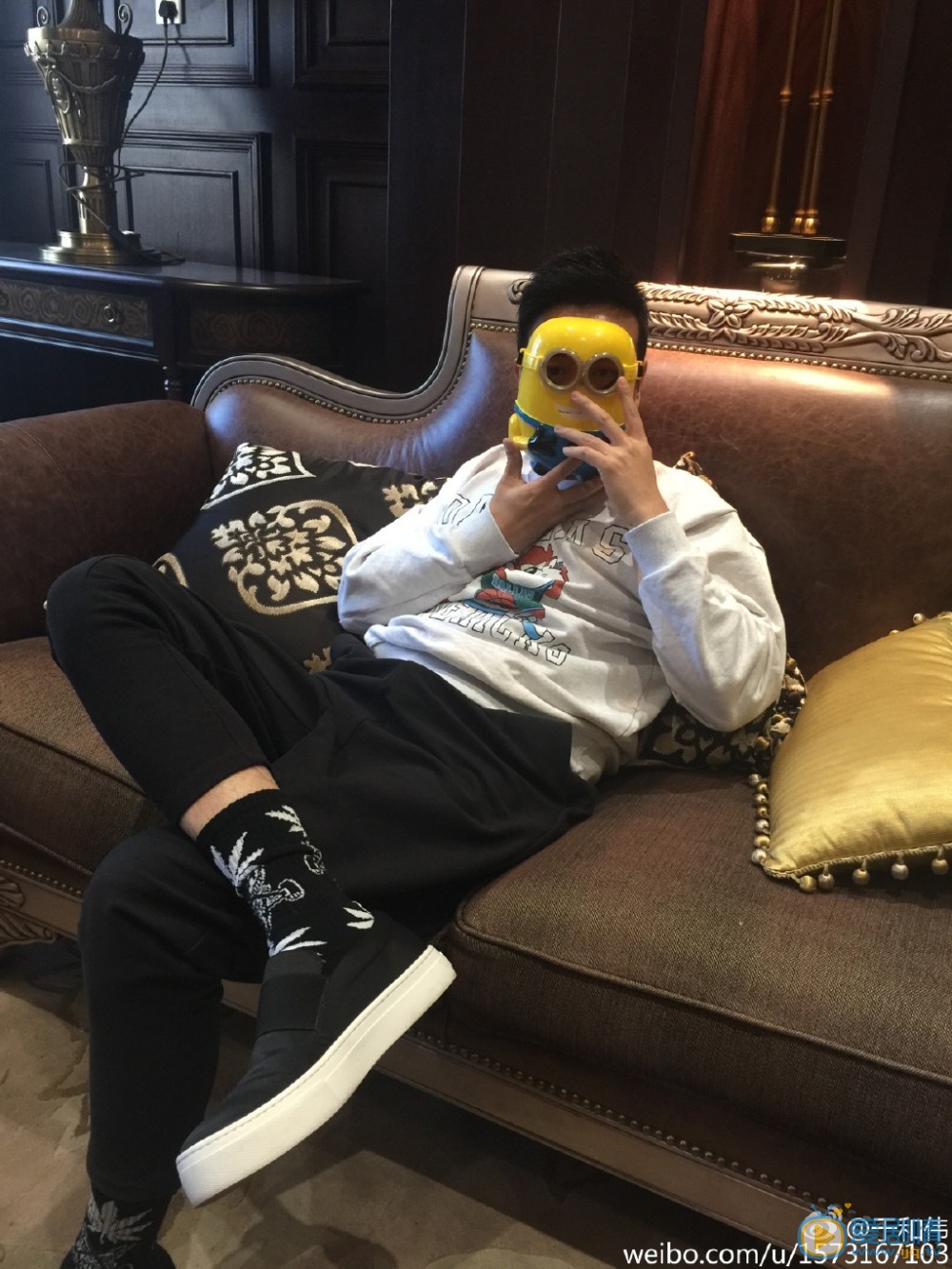 于和伟卖萌照 于和伟高清写真_于和伟高清剧照