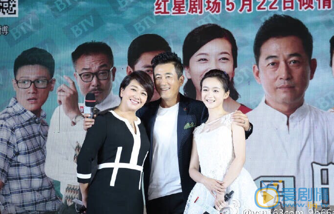 何泓姗活动照 何泓姗活动照