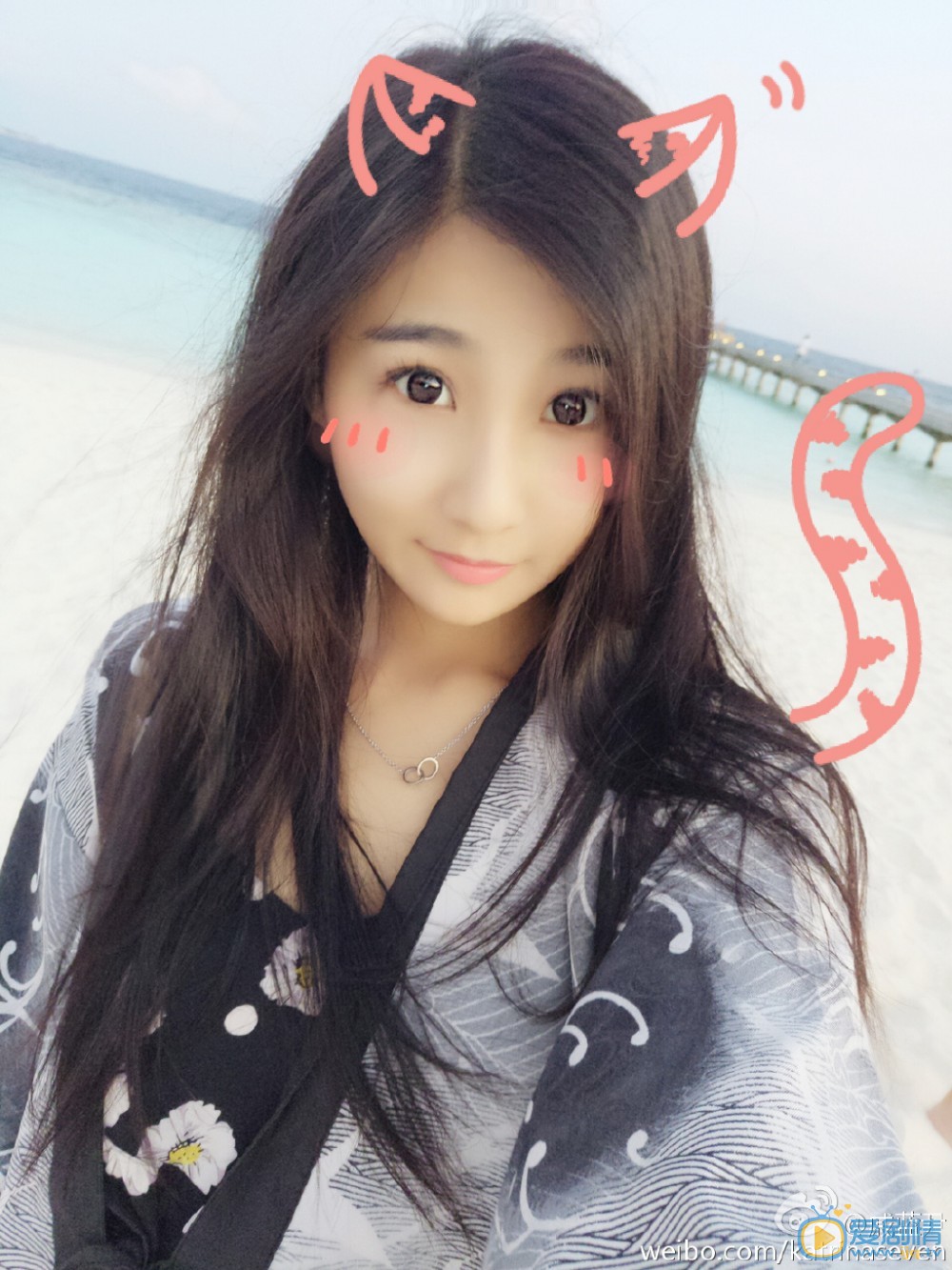 戚蓝尹卖萌照 戚蓝尹高清写真_戚蓝尹高清剧照