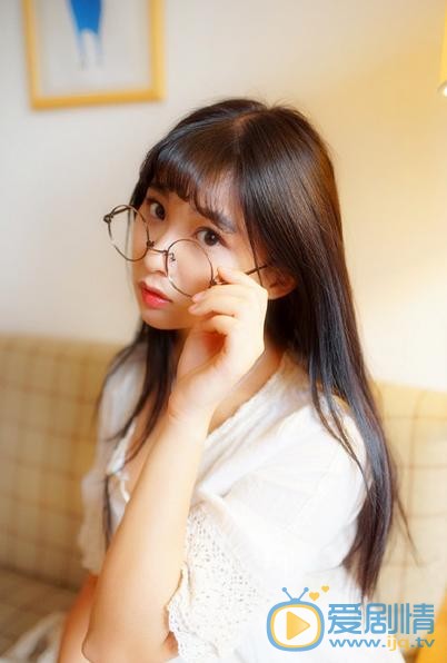 戚蓝尹清新文艺写真 戚蓝尹高清写真_戚蓝尹高清剧照