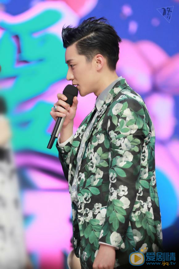 乔任梁活动照 乔任梁高清写真_乔任梁高清剧照