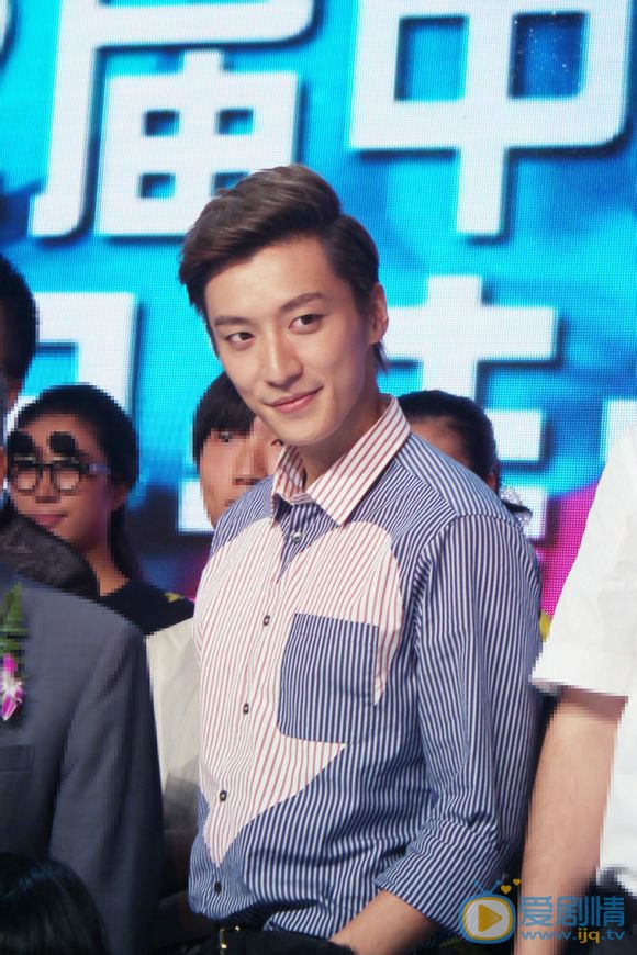 乔任梁活动照 乔任梁高清写真_乔任梁高清剧照