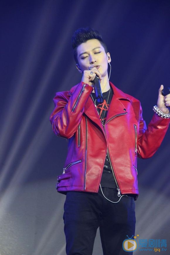 乔任梁演唱会照 乔任梁高清写真_乔任梁高清剧照