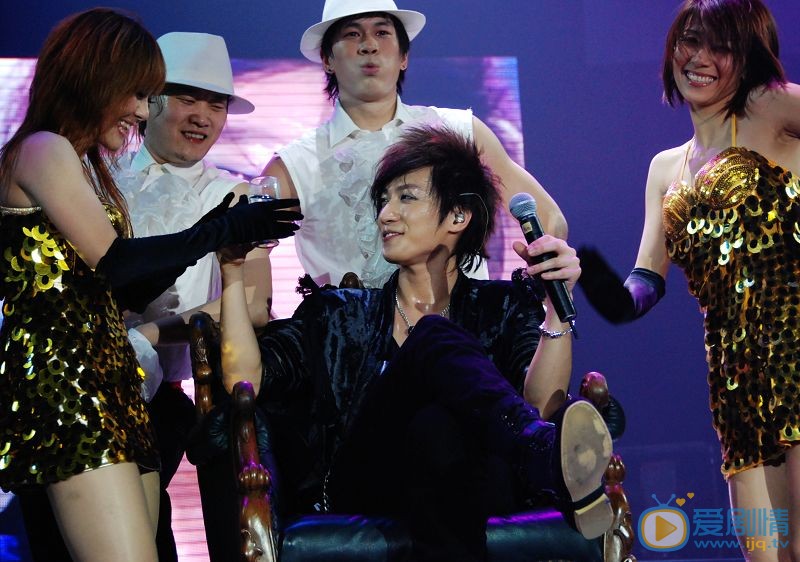 乔任梁演唱会照 乔任梁高清写真_乔任梁高清剧照