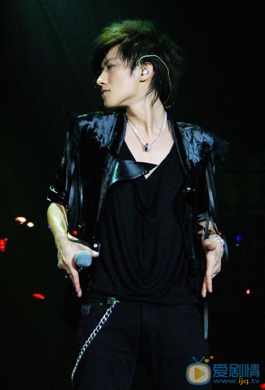 乔任梁演唱会照 乔任梁高清写真_乔任梁高清剧照