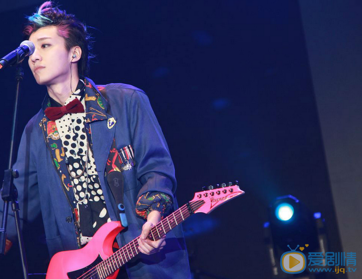 乔任梁演唱会照 乔任梁高清写真_乔任梁高清剧照