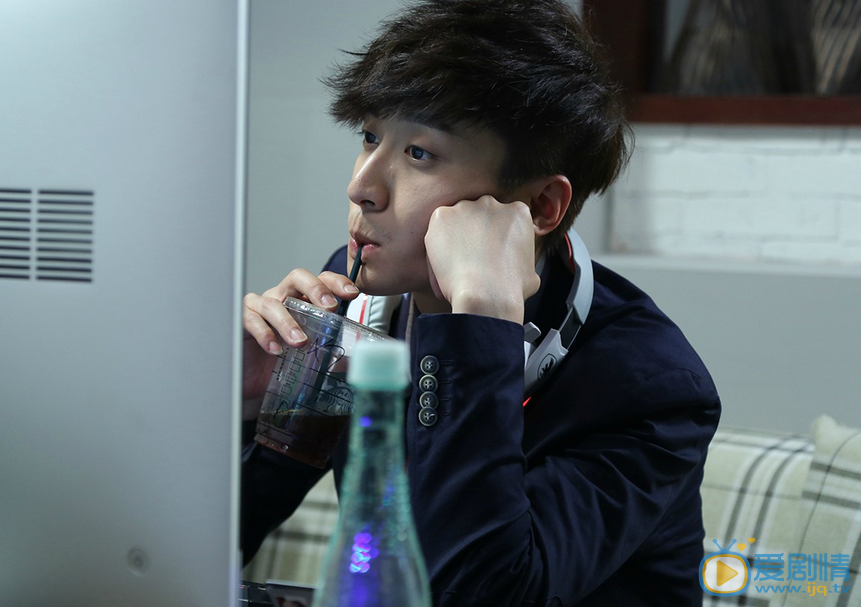 乔任梁摩卡行动剧照 乔任梁高清写真_乔任梁高清剧照