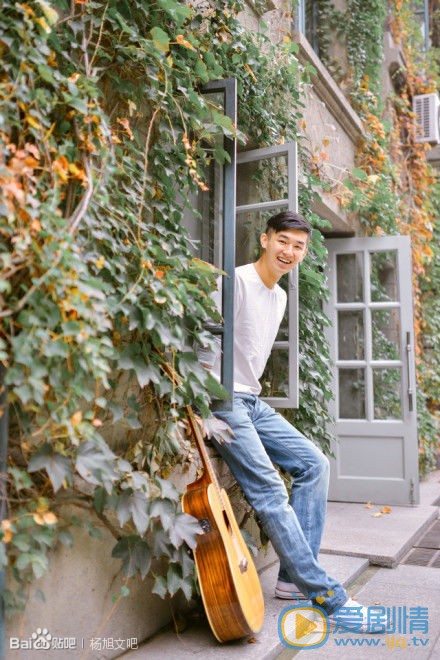 杨旭文吉他写真 杨旭文高清写真_杨旭文高清剧照