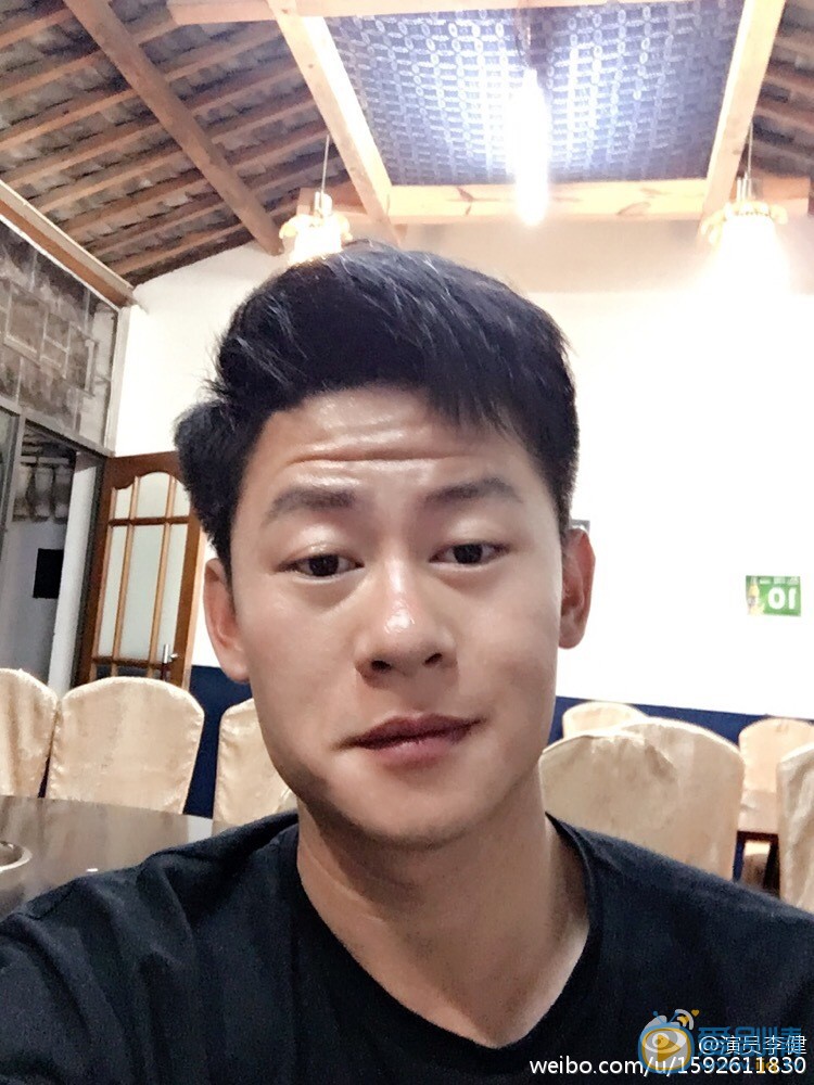 李健生活照 李健高清写真_李健高清剧照