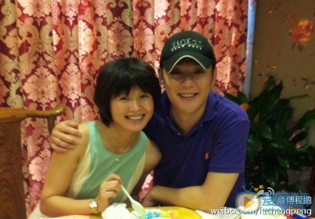 傅程鹏老婆程愫儿子照 傅程鹏高清写真_傅程鹏高清剧照