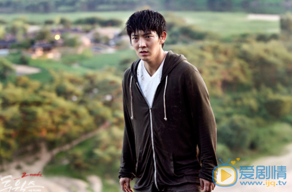 李准基《two weeks》剧照 李准基《two weeks》剧照