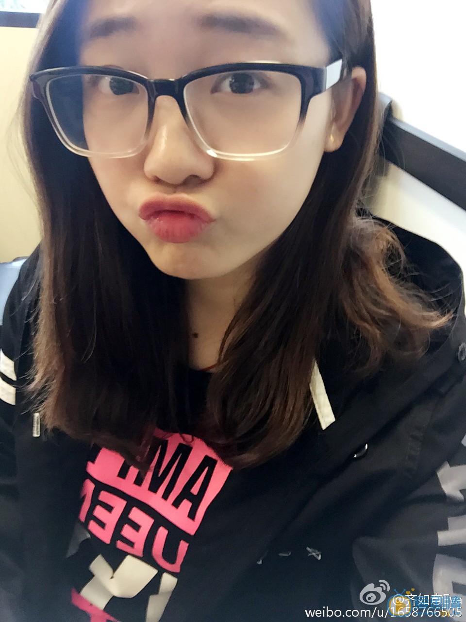 齐如意萌萌嘟嘴照 齐如意高清写真_齐如意高清剧照