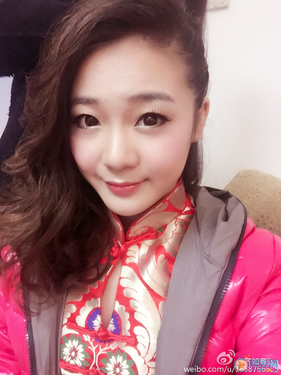 齐如意萌萌大眼照 齐如意高清写真_齐如意高清剧照